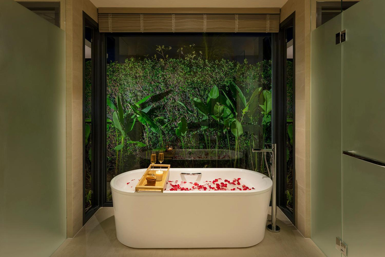 Bathroom 4, Melia Ho Tram Beach Resort, Xuyên Mộc