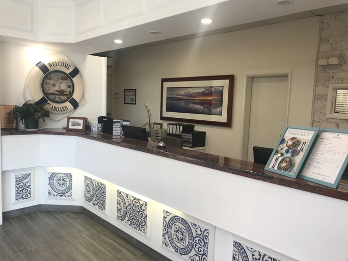 Public Area, The Clan Terrigal, Gosford - East