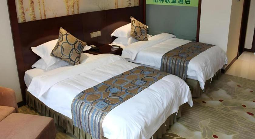 Bedroom 2, GreenTree Inn Anqing Yingbin Dong Road High-Speed Railway Station, Anqing
