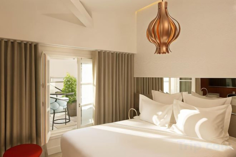 Bedroom 3, Hotel Dupond-Smith, Paris