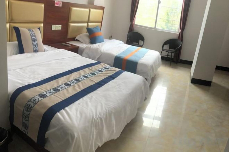 Bedroom, Dongxing Qianghua Business Hotel, Fangchenggang