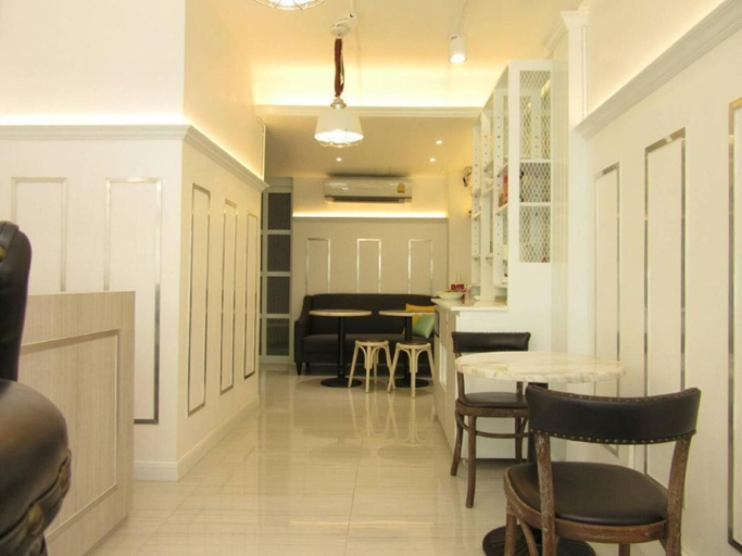 Public Area, Urban House, Bang Rak