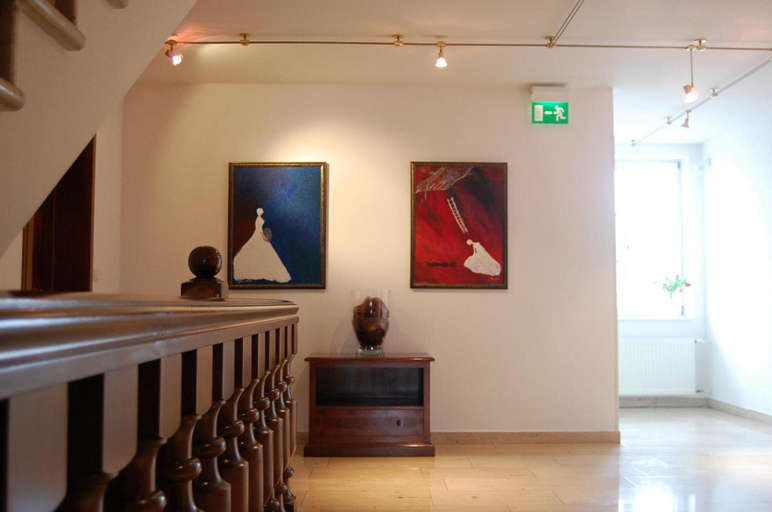 Public Area 2, Hotel Königin Olga, Ostalbkreis