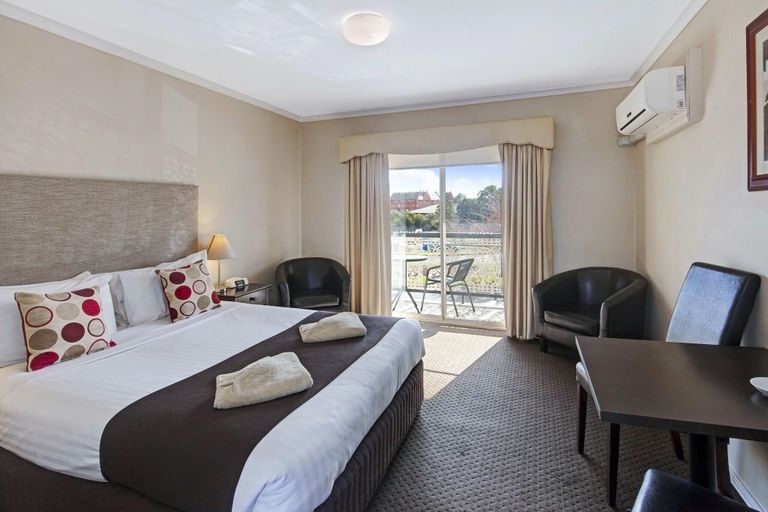 Bedroom 2, Central City Motor Inn Ballarat, Ballarat - Central