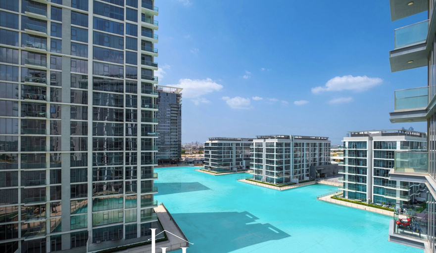 Balcony view, LUX The Burj Khalifa Lagoon View Suite 4, Dubai