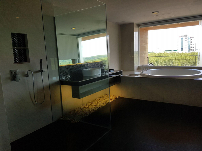 Bathroom 5, The Vista Hotel By Satit Group, Sadao