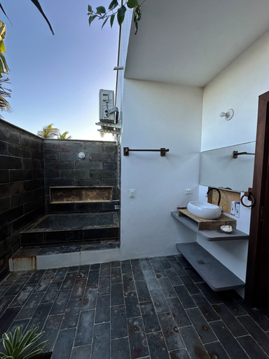 Bathroom 4, Refugio Dunas prea, Cruz