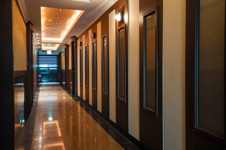 Public Area 2, Charlot Castle Hotel, Pyeongtaek