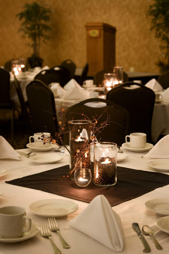 Food & Drinks 5, Lake Okoboji Resort & Conference Center, Dickinson