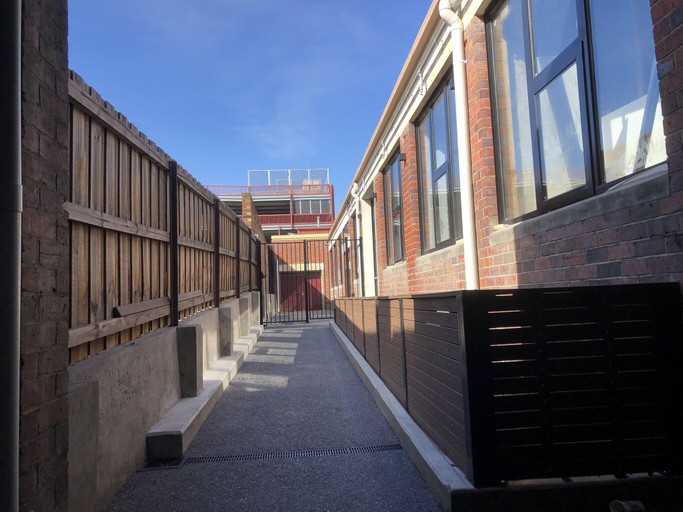 Exterior & Views 2, Pod Inn, Launceston - Pt B