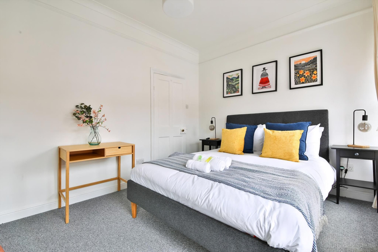 Bedroom 3, Stunning 2 Bedroom Cardiff Bay House, Cardiff