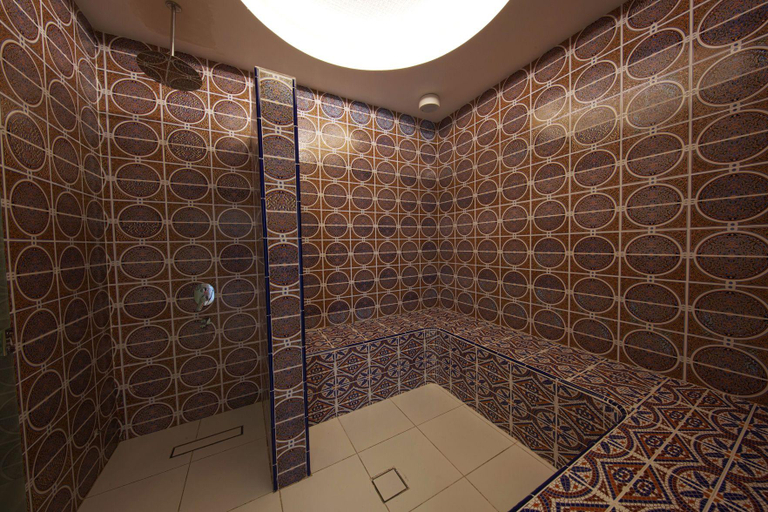Bathroom 5, Redwaves Hotel, Jeddah