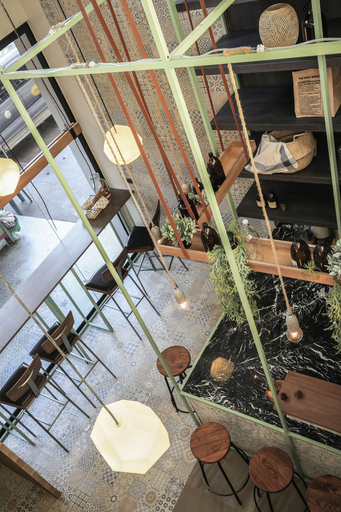 Public Area 3, Sugar Ohana Poshtel, Phuket Island