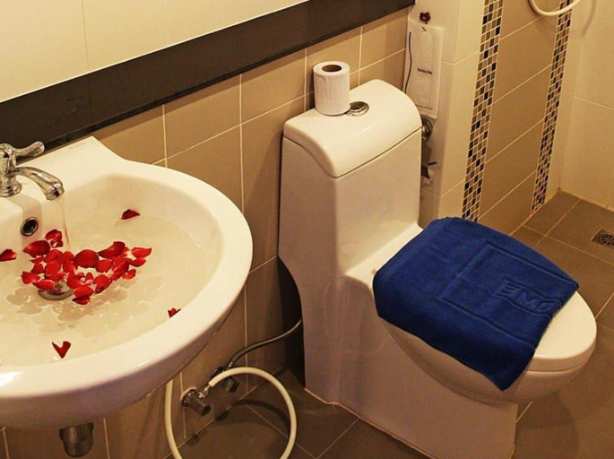 Bathroom 4, Baan Ketkaew Patong, Phuket Island