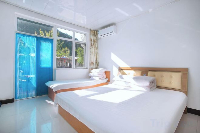 Bedroom 3, Yunpangu Shanshui Lvyuan Farm Stay, Dalian