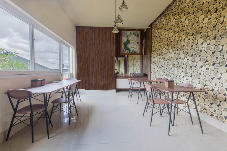 Others 2, Jepun Guest House, Lombok
