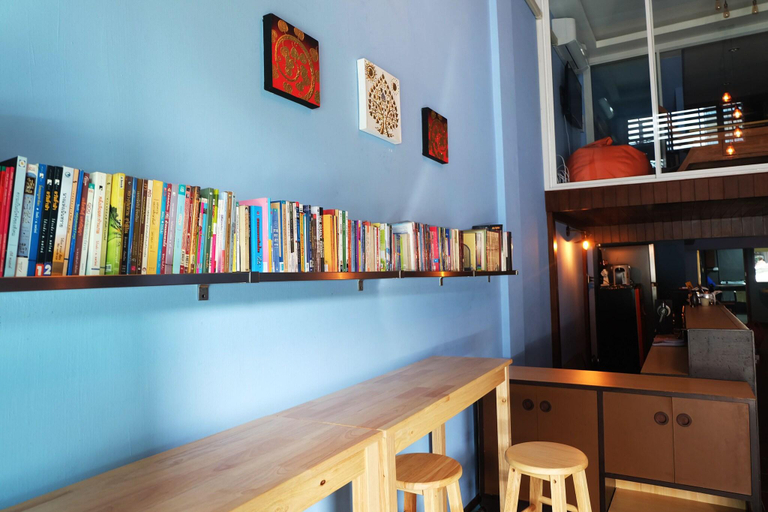 Public Area 2, Phob Phan Hostel, Huai Kwang