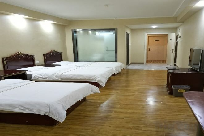 Bedroom 3, Wutong Hotel (Beijing Changping University of Petroleum), Beijing