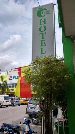 Exterior & Views 2, Green Hotel, Sabak Bernam