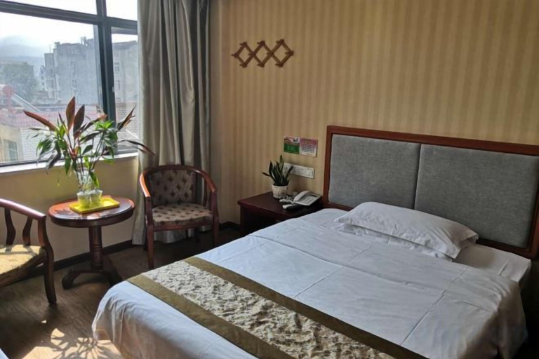 Bedroom 2, Fangxian Shuyue Business Hotel, Shiyan