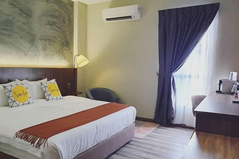 Bedroom 3, Vista Hotel, Tawau