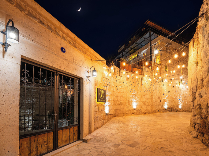 Exterior & Views 2, Ares Cave Suites, Nevşehir