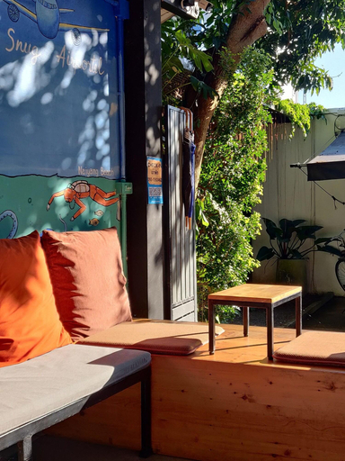 Public Area 2, The Snug Airportel, Phuket Island