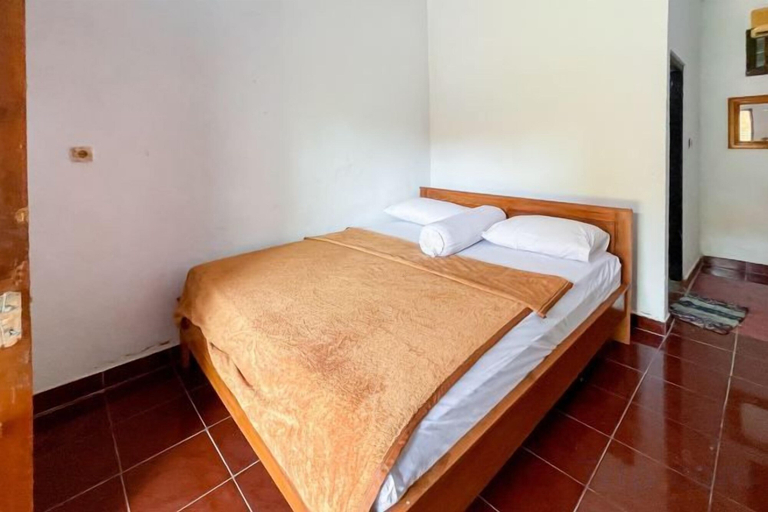 Bedroom 2, Guest House Surya Ayu Permai Buleleng Mitra RedDoorz, Buleleng