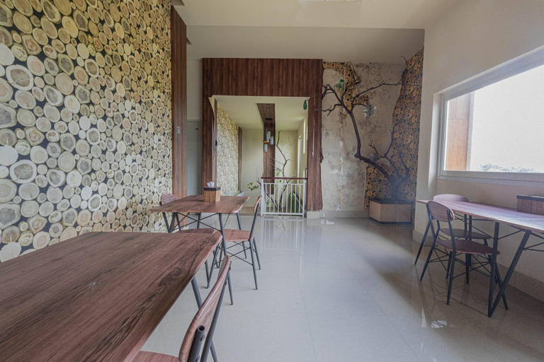 Others 4, Jepun Guest House, Lombok