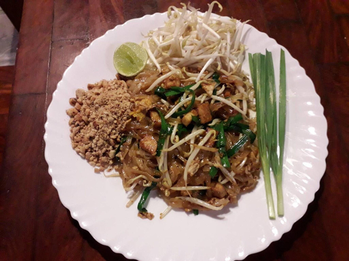 Food & Drinks 5, Nang Ta Yon Ban Thap Chang Hostel, Prawet