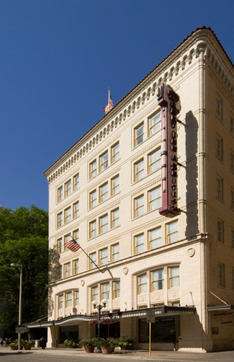 Exterior & Views, Drury Inn Suites San Antonio Riverwalk, Bexar