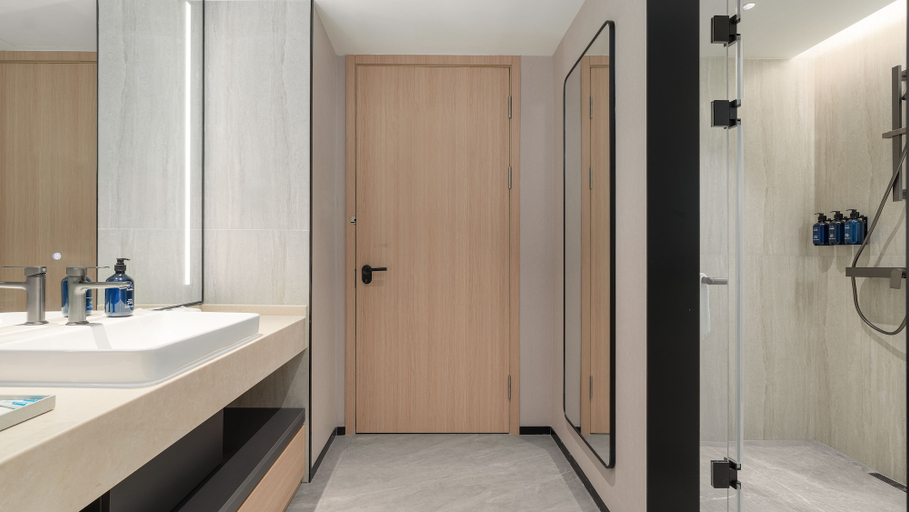 Bathroom 5, Holiday Inn Express Shenzhen Luohu Port by IHG, Shenzhen