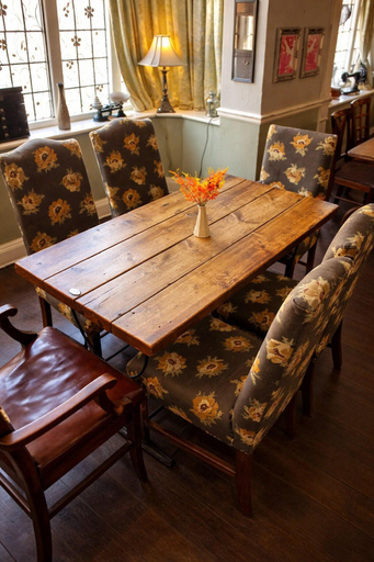 Public Area 3, The Tower Arms Hotel, Buckinghamshire