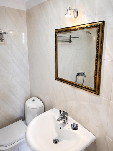 Bathroom 4, Monte Cristo Castle with Rooftop Pool, Sarandës