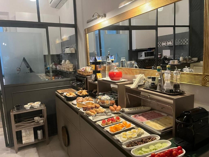 Food & Drinks 5, Alfieri9, Florence