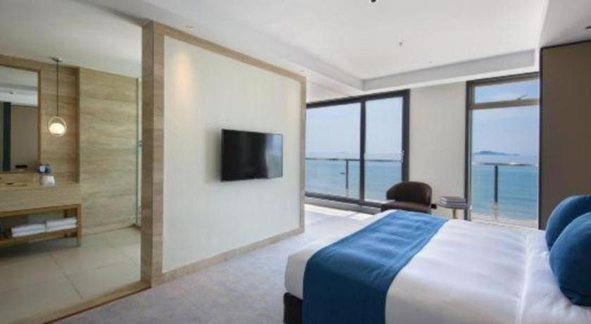 Bedroom 3, Titan Paradise Xiamen Hotel, Xiamen