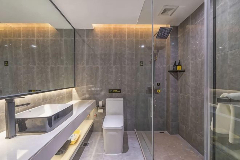 Bathroom 3, Jinyunge Hotel Pingnan, Guigang