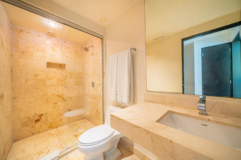 Bathroom 4, Ocean View 2BR Luxury Condo - The Elements 101, Cozumel