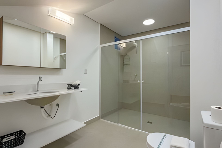 Bathroom 4, Aconchego Cotoxó - Loft 2, São Paulo