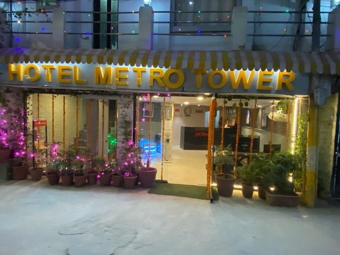 Exterior & Views 2, Hotel Metro Tower, Delhi