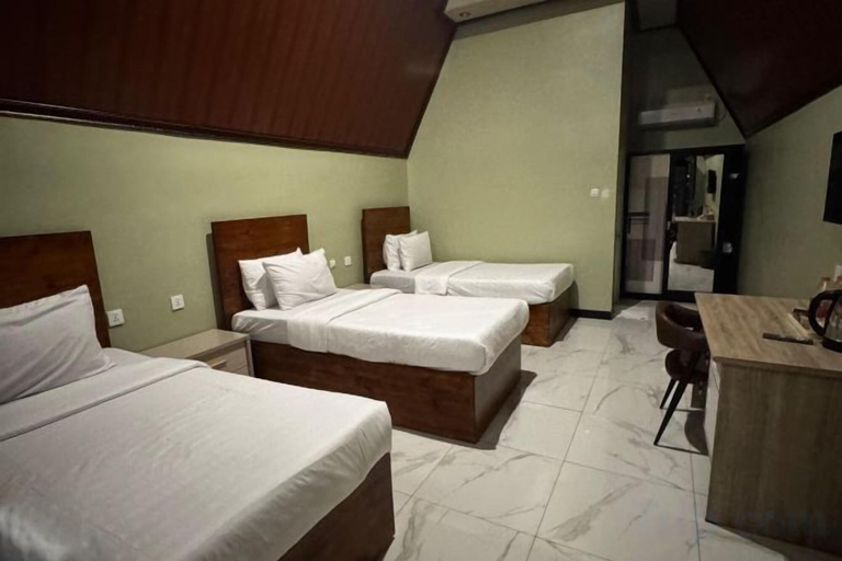 Room 4, KALININGRAT COTTAGE 2, Lumajang