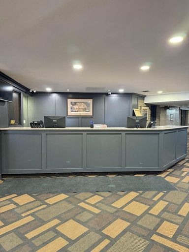 Public Area 2, Slave Lake Inn & Conference Centre, Division No. 17