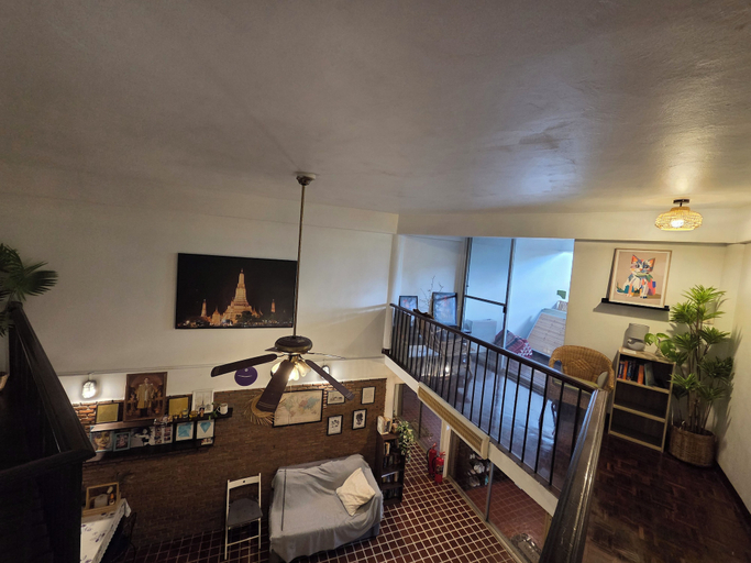 Others 4, Home16 Hostel 16, Khlong Toey