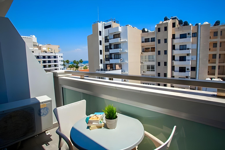 Exterior & Views 1, ibis Styles Larnaca, Larnaca