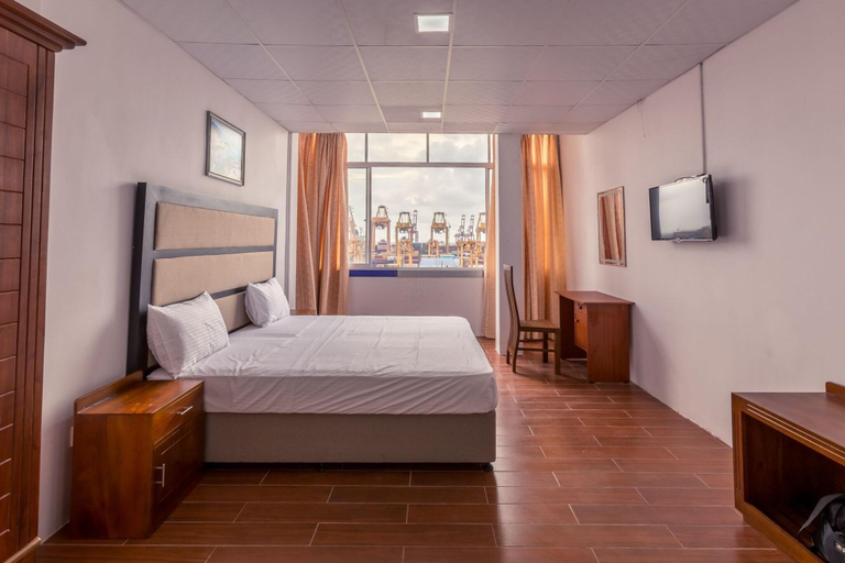 Bedroom 3, Metro Port City Hotel, Colombo
