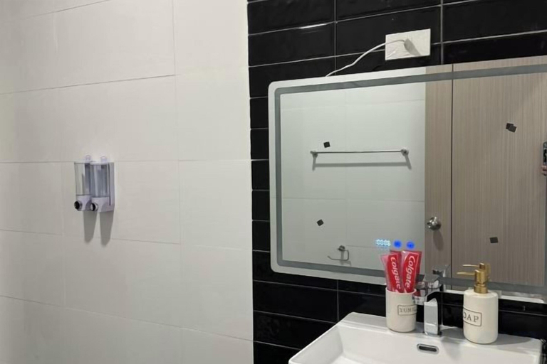 Bathroom 3, Huather Villa & Cafe, Lang Suan