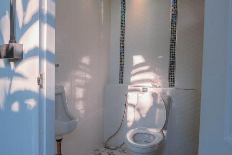 Bathroom 4, Lanna Localstay, San Kamphaeng