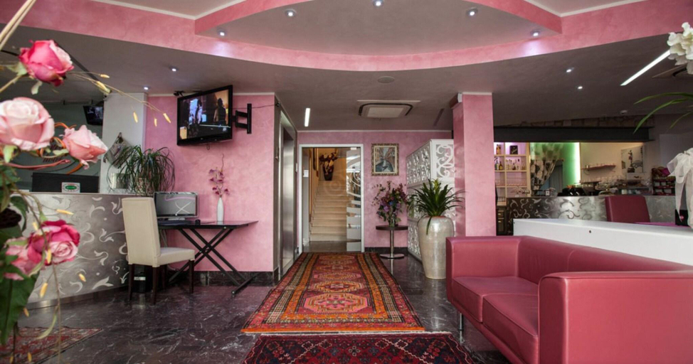 Public Area 3, La Grotta Hotel, Verona