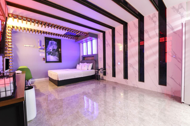 Bedroom 4, Pohang Jangseongdong Hotel Laus Deo, Pohang