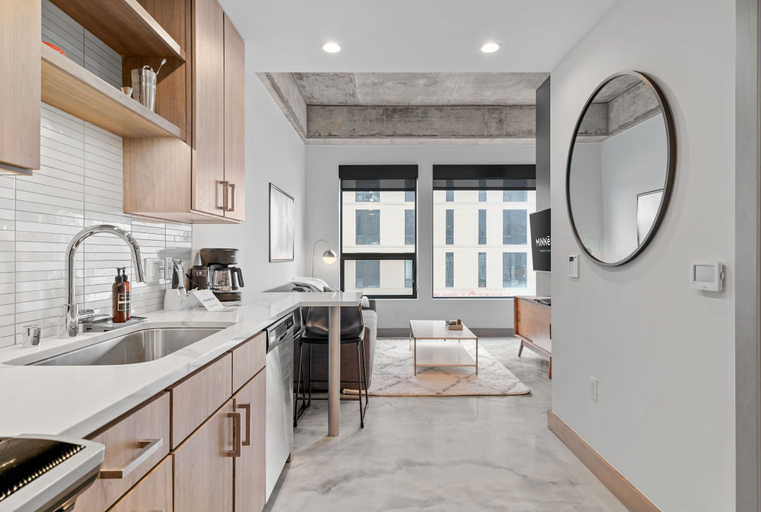 Others 5, Sable 203 - Alcove, Hennepin